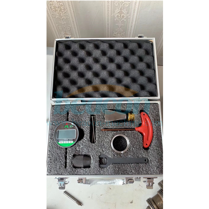 C13 diesel fuel injector removal disassembly tools