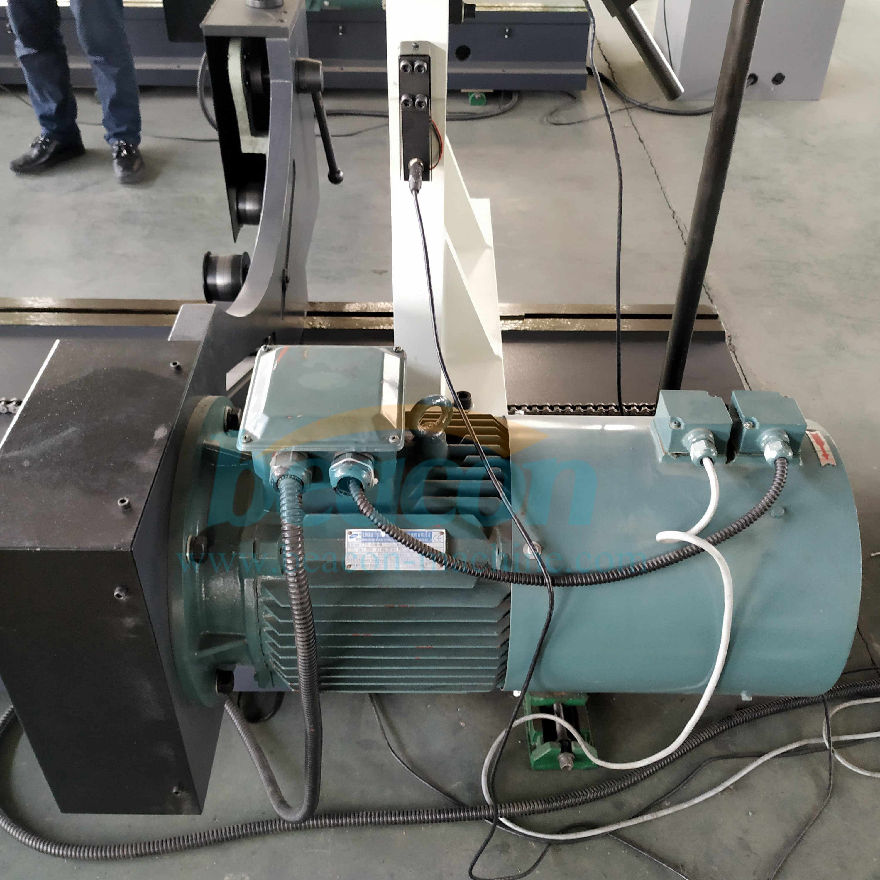 YYQ-100 Belt drive single -side rotor dynamic balancing machine motor YYQ-100S