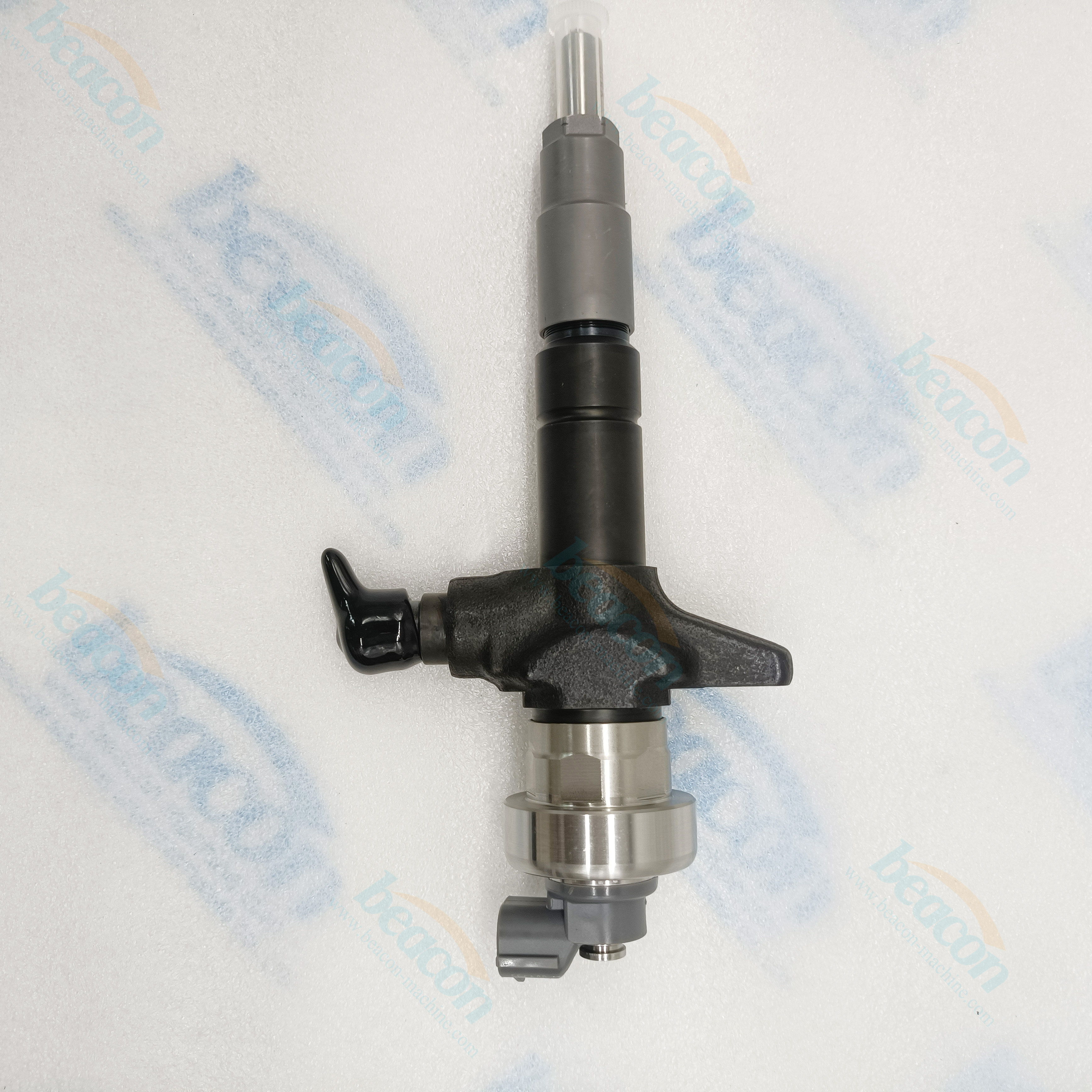  Common Rail Diesel Fuel Injector 095000-6980 8-98011604-1 8-98011604-5 Fuel Inyector Assembly 